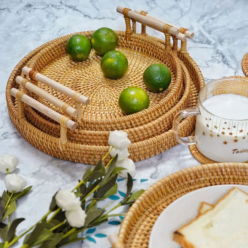 Bandeja Redonda de Rattan Elegance Decorelle