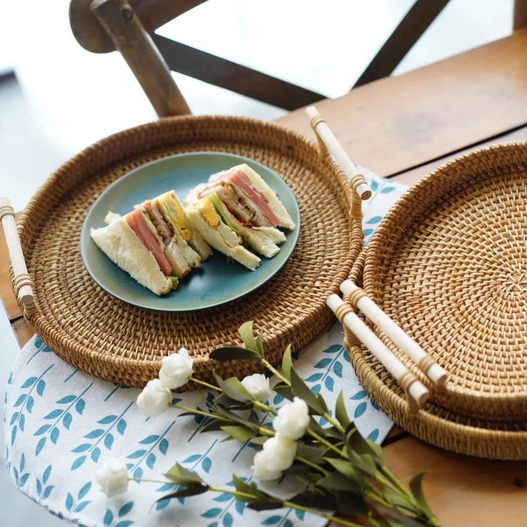 Bandeja Redonda de Rattan Elegance Decorelle