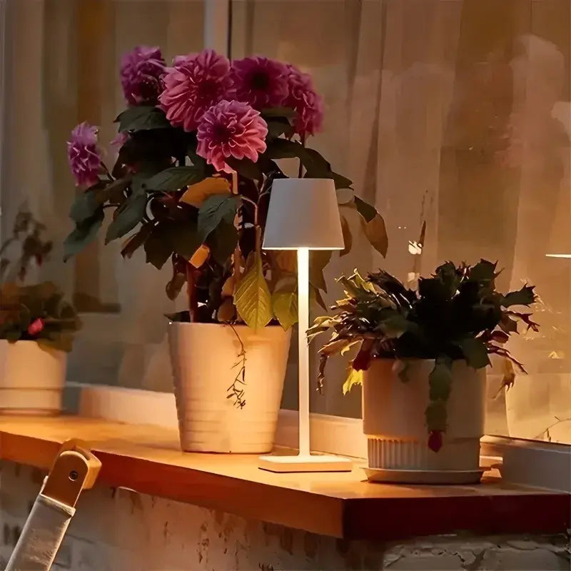 Luminária de Mesa GlowTouch - Decorelle