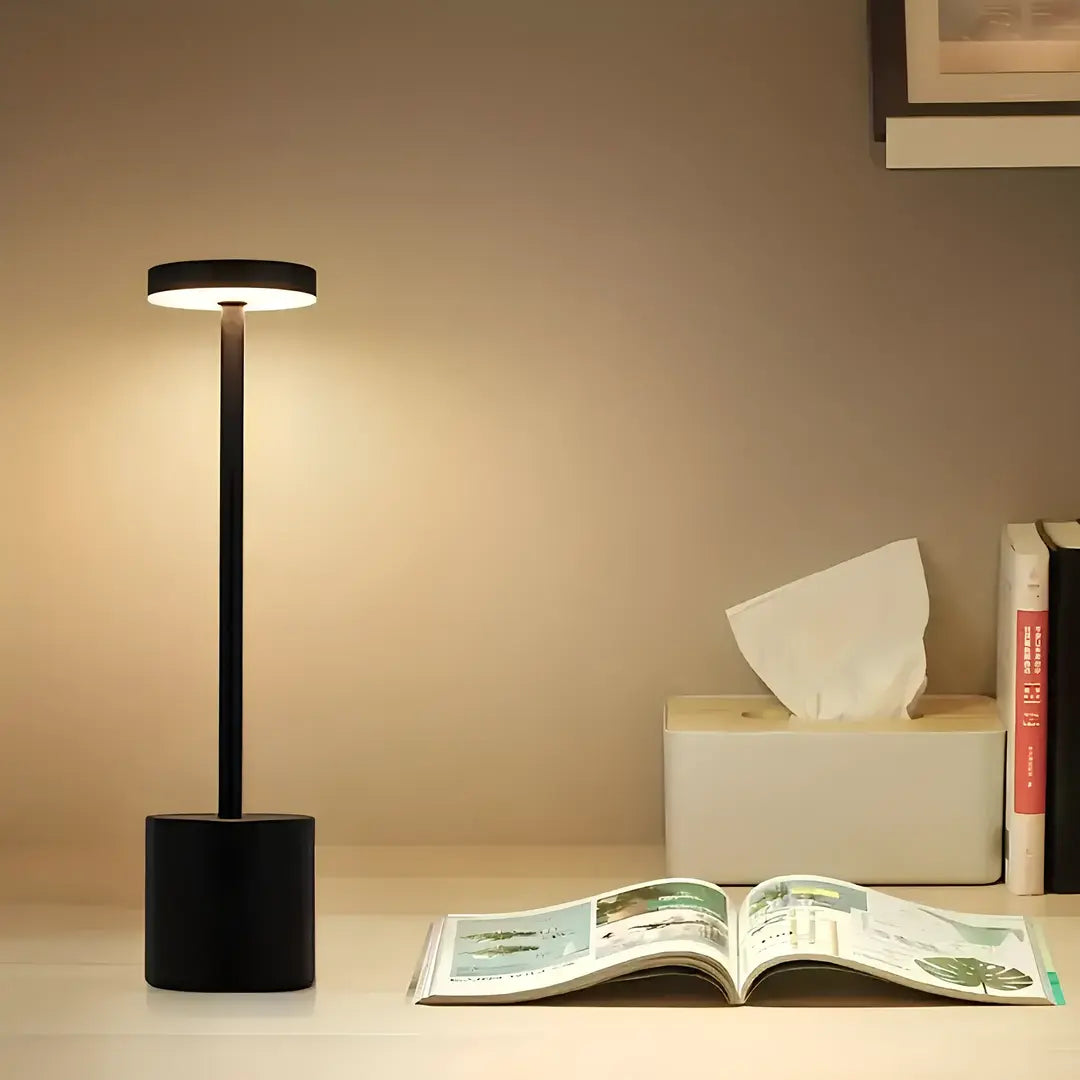 Luminária de Mesa ClassicLume - Decorelle