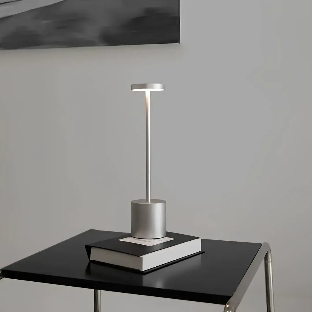 Luminária de Mesa ClassicLume - Decorelle